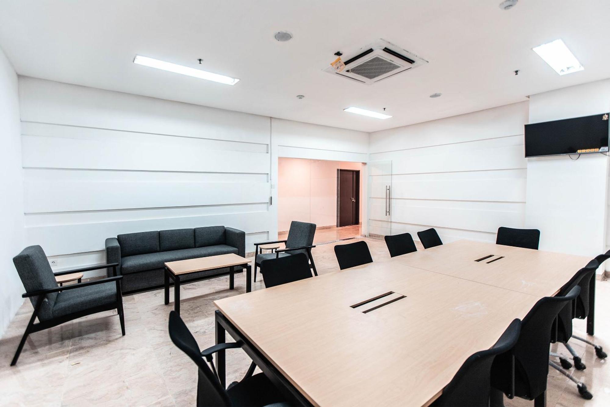 Super Oyo Townhouse 1 Hotel Salemba Giacarta Esterno foto