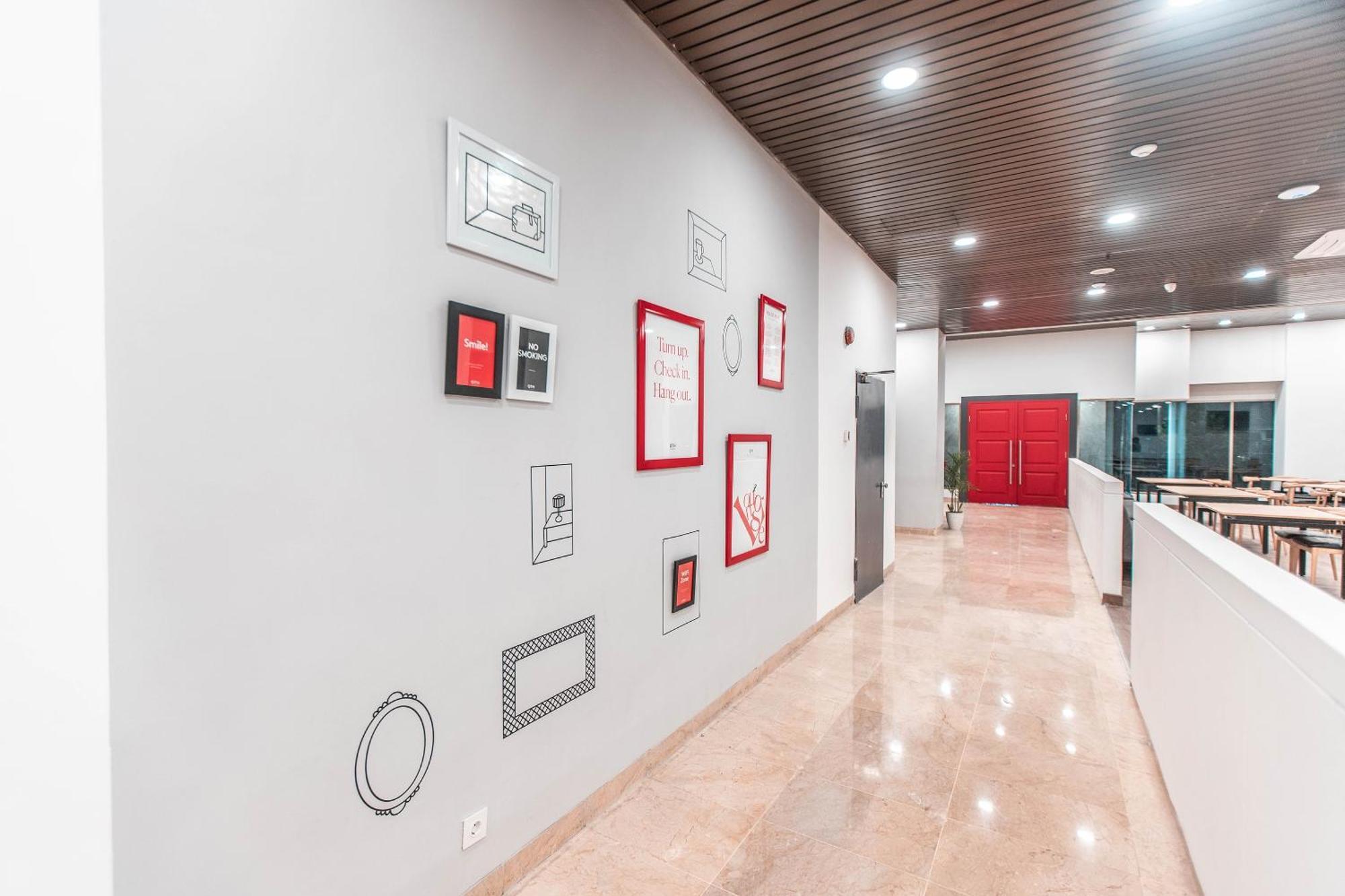 Super Oyo Townhouse 1 Hotel Salemba Giacarta Esterno foto