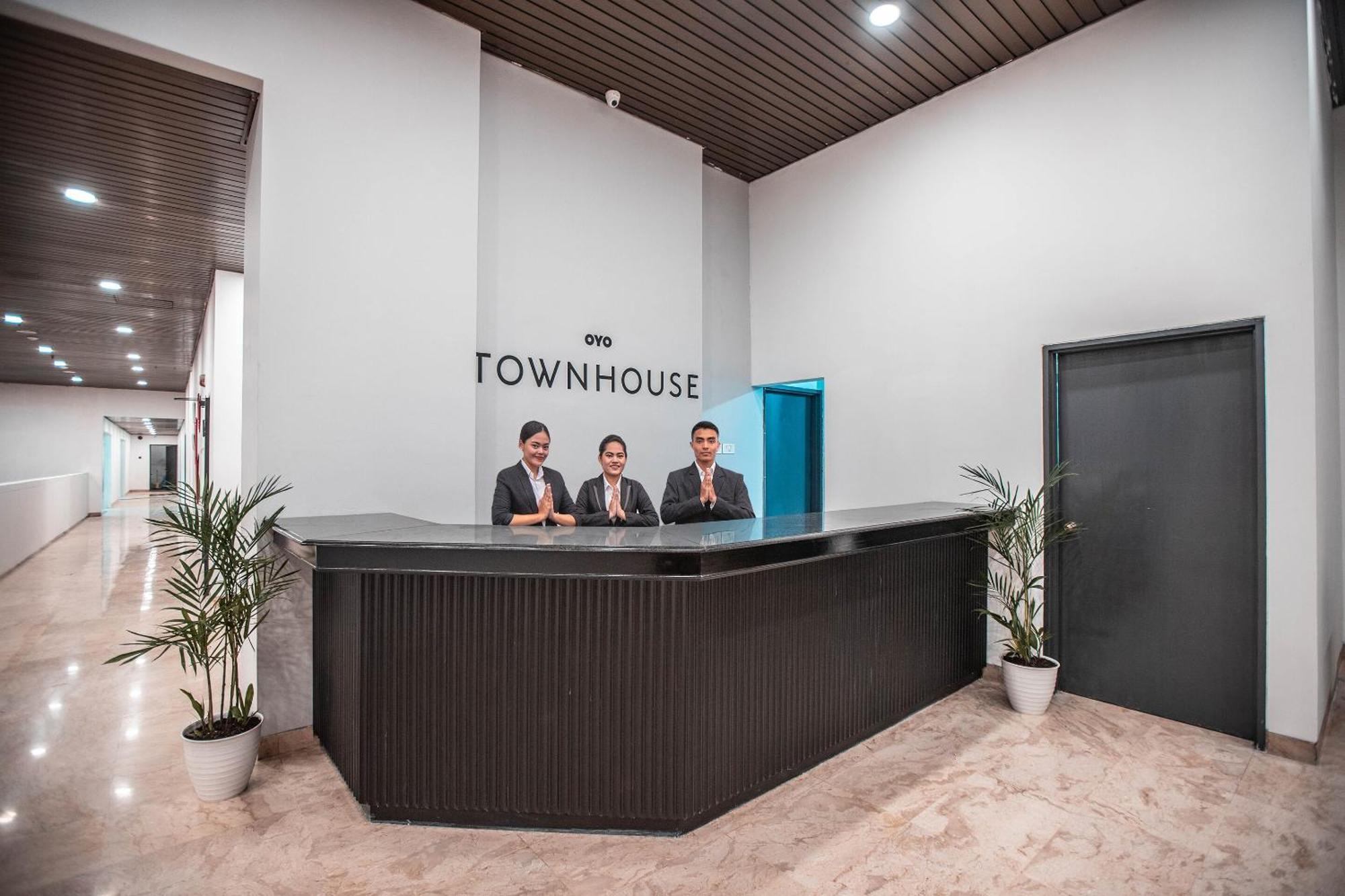 Super Oyo Townhouse 1 Hotel Salemba Giacarta Esterno foto