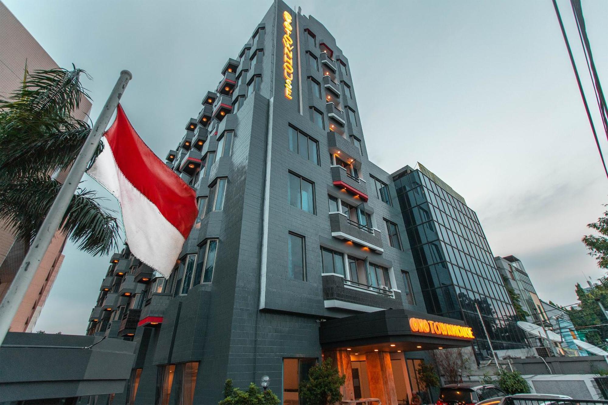 Super Oyo Townhouse 1 Hotel Salemba Giacarta Esterno foto